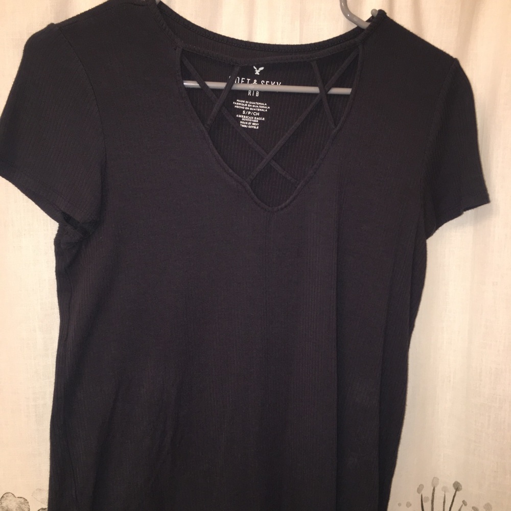 Navy blue tee